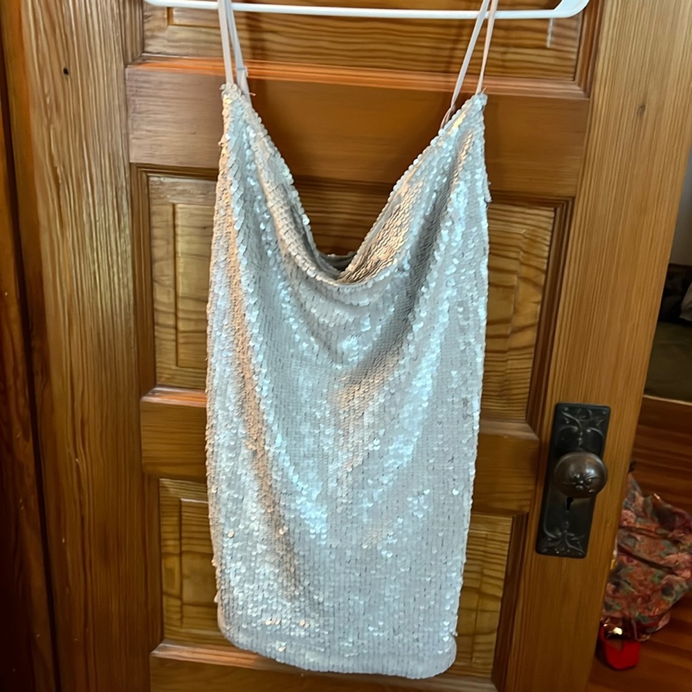 Boston Proper light grey sequin cami XL